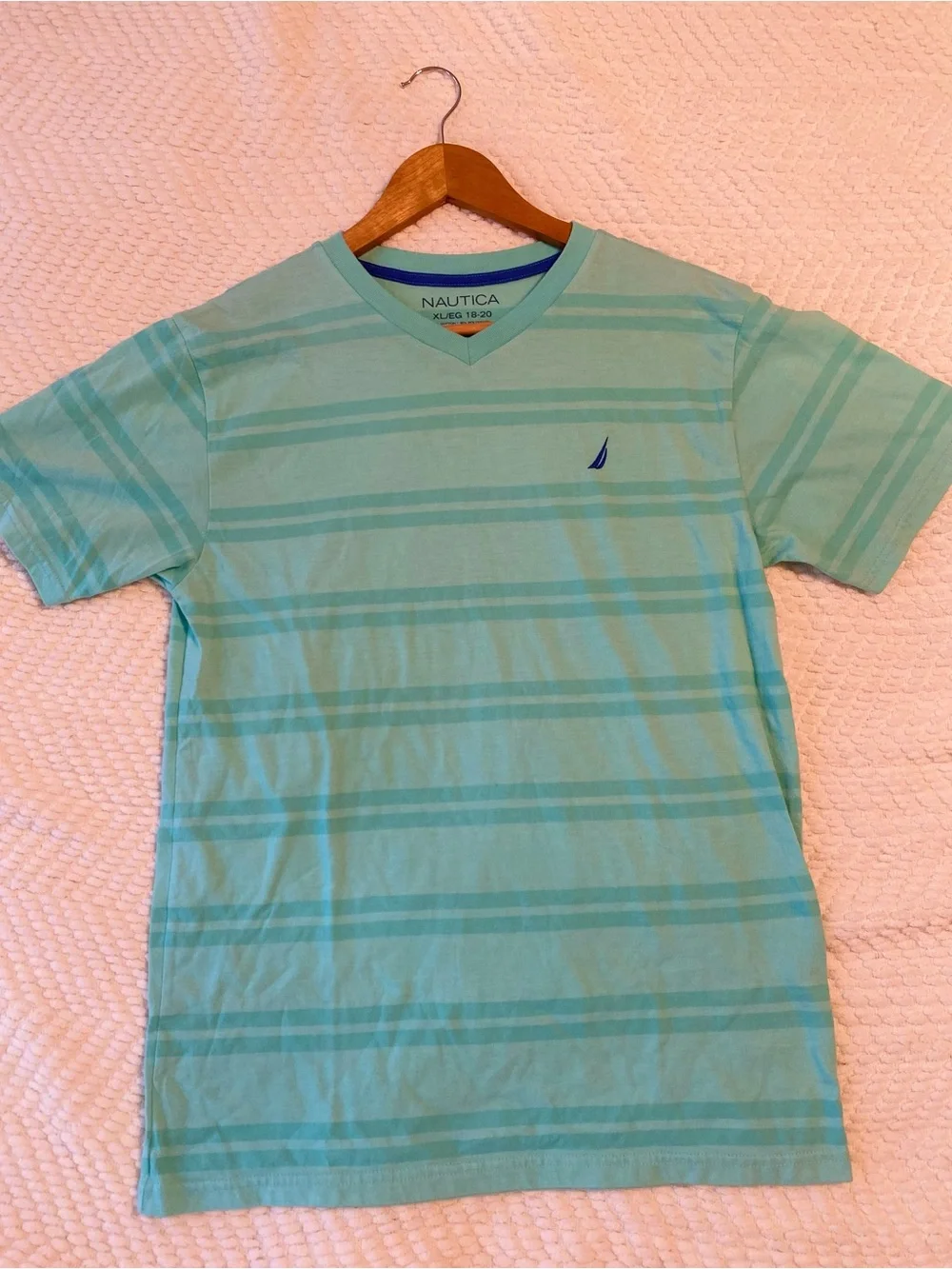 Nautica Boys XL 18-20 Blue Striped V-Neck T-Shirt